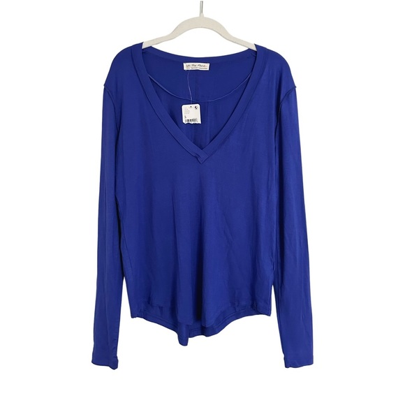 Free People We The Free Long Sleeve V Neck Purple Top Shirt Size Small NWT - Picture 1 of 2